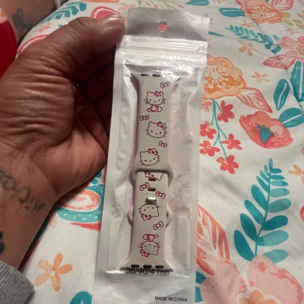 Pixie* New! white silicone Hello Kitty Apple Watch band for 38/40/41mm